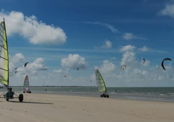 Brouwersdam Surfers